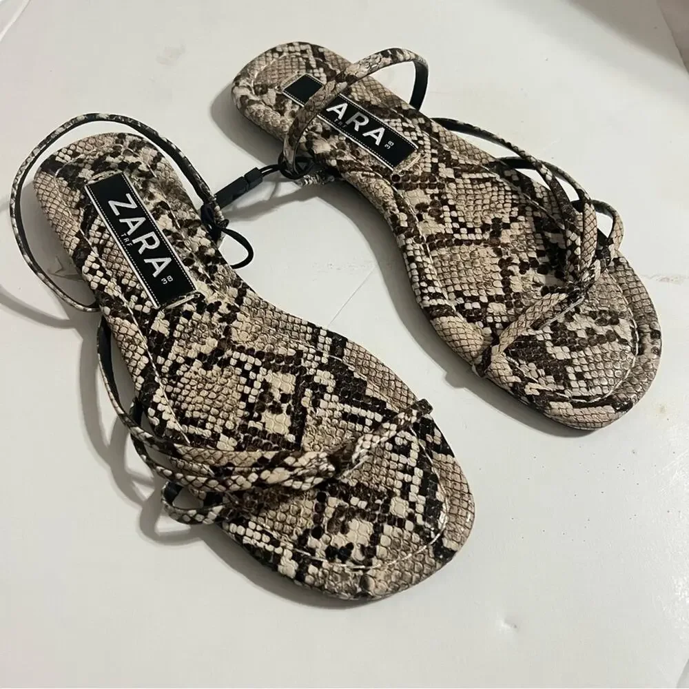 Zara Animal Print Flat Sandals Size 7.5 US - Picture 8 of 11